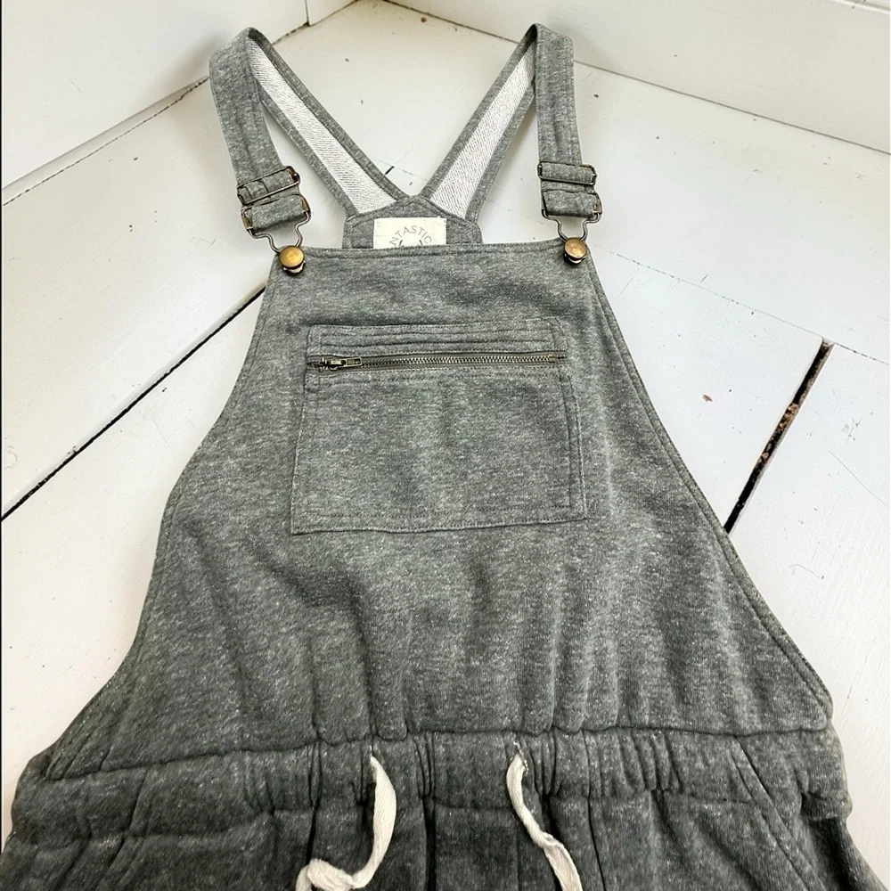Fantastic Fawn Cozy Jumpsuit/Overalls. Gray. Size: Large